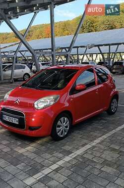 Хэтчбек Citroen C1 2011 в 