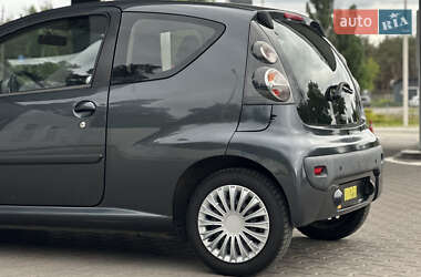 Хэтчбек Citroen C1 2006 в 