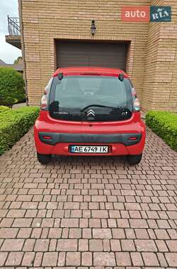 Хетчбек Citroen C1 2012 в 