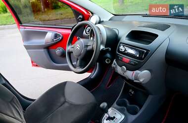 Хэтчбек Citroen C1 2008 в 