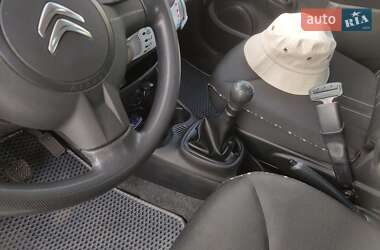 Хэтчбек Citroen C1 2012 в 