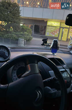 Хэтчбек Citroen C1 2013 в 