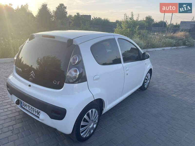 Хэтчбек Citroen C1 2011 в Барановке фото 6 Хэтчбек Citroen C1 2011 в Барановке