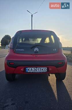 Хэтчбек Citroen C1 2013 в 