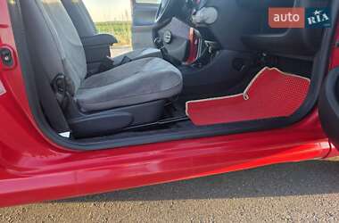 Хэтчбек Citroen C1 2013 в 