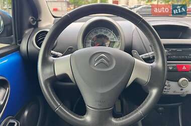 Хэтчбек Citroen C1 2013 в 