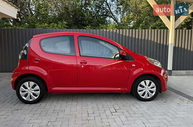 Хэтчбек Citroen C1 2011 в 