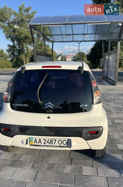 Хэтчбек Citroen C1 2011 в 
