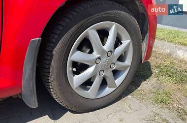 Хэтчбек Citroen C1 2011 в 