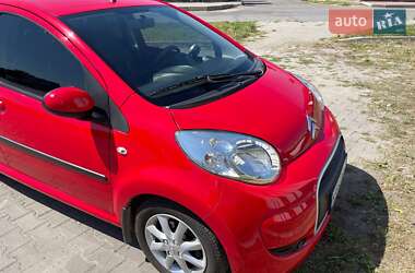 Хэтчбек Citroen C1 2011 в 
