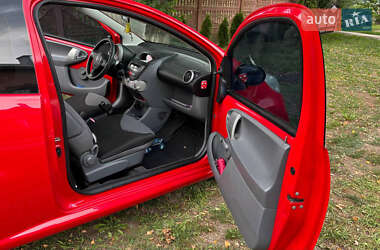 Хэтчбек Citroen C1 2006 в 