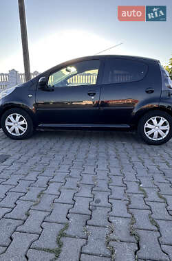 Хэтчбек Citroen C1 2007 в 
