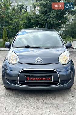Хэтчбек Citroen C1 2009 в 