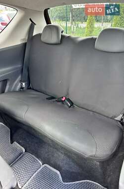 Хэтчбек Citroen C1 2009 в 