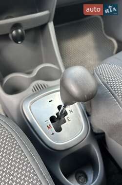 Хэтчбек Citroen C1 2009 в 