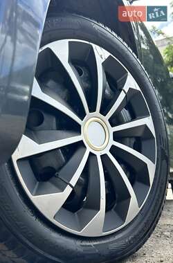 Хэтчбек Citroen C1 2009 в 