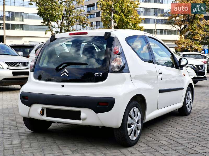 Хэтчбек Citroen C1 2008 в Днепре