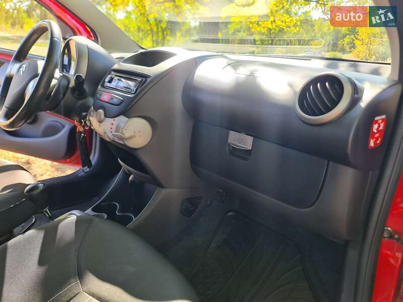 Хэтчбек Citroen C1 2013 в Днепре