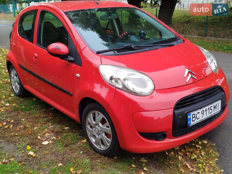 Хэтчбек Citroen C1 2010 в Владимире