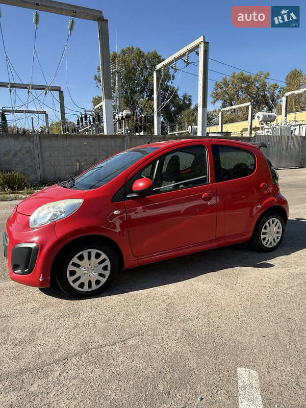 Хэтчбек Citroen C1 2012 в Киеве