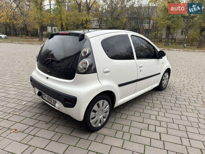 Хетчбек Citroen C1 2013 в Запоріжжі фото 6 Хетчбек Citroen C1 2013 в Запоріжжі