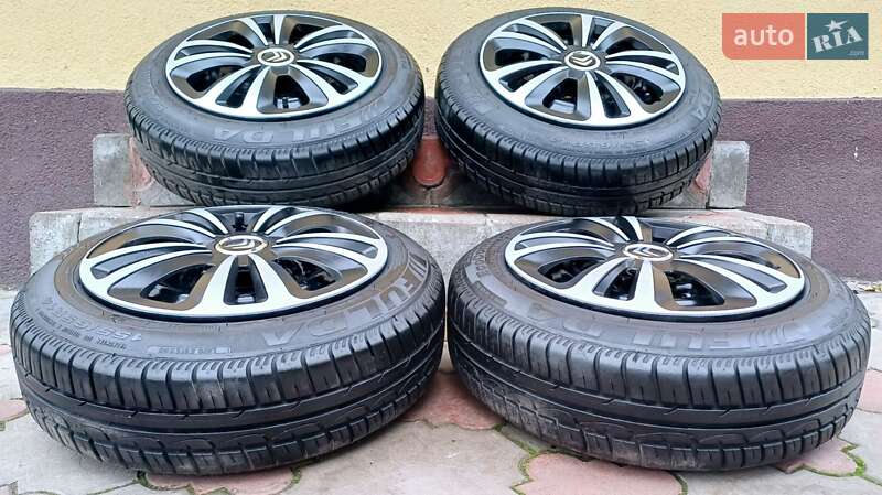 Хетчбек Citroen C1 2012 в Києві