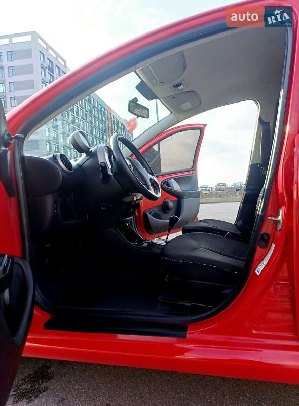 Хетчбек Citroen C1 2012 в Києві