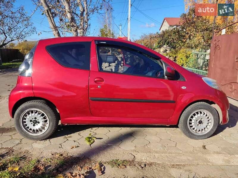 Хэтчбек Citroen C1 2011 в Одессе фото 4 Хэтчбек Citroen C1 2011 в Одессе
