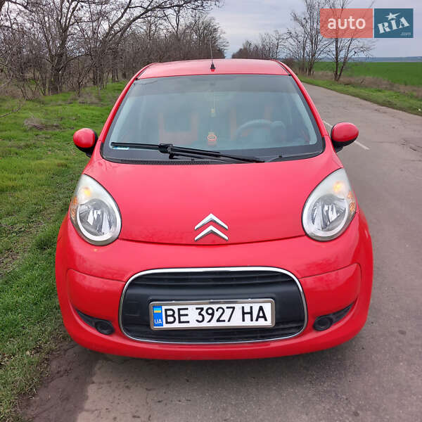Хетчбек Citroen C1 2011 в Вознесенську