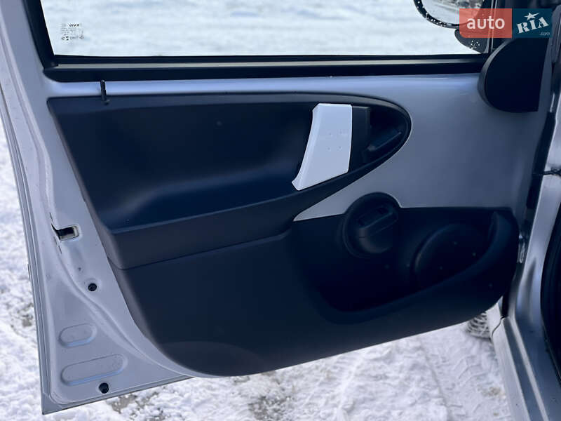 Хетчбек Citroen C1 2013 в Львові