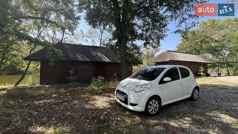 Хэтчбек Citroen C1 2011 в Днепре