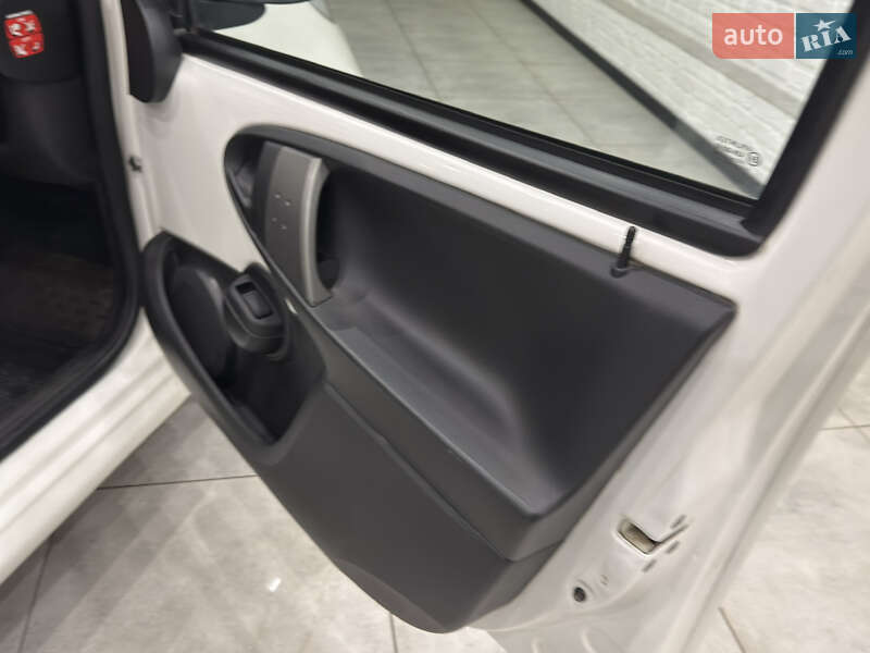 Хэтчбек Citroen C1 2013 в Одессе