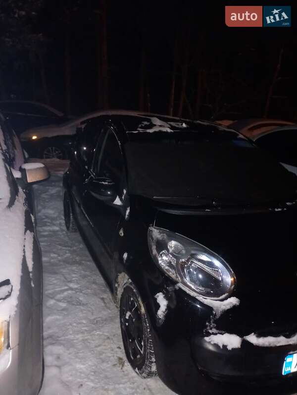 Хэтчбек Citroen C1 2008 в Обухове