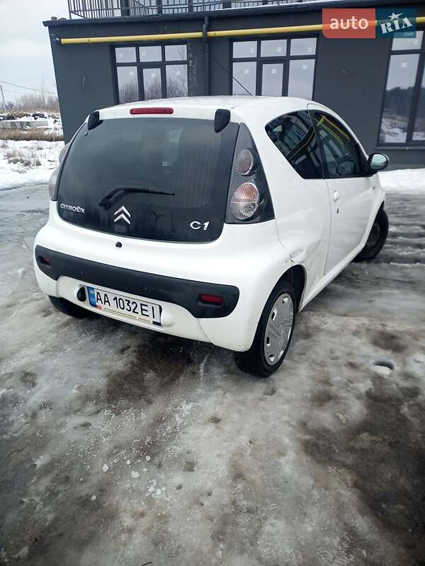 Хэтчбек Citroen C1 2011 в Киеве фото Хэтчбек Citroen C1 2011 в Киеве