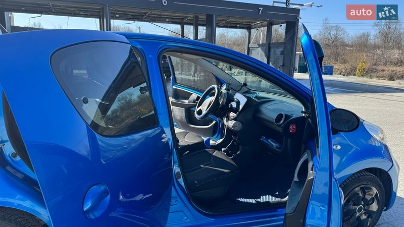 Хэтчбек Citroen C1 2012 в Львове