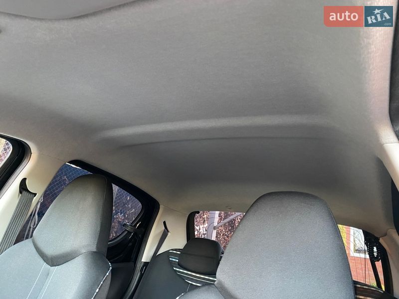 Хэтчбек Citroen C1 2012 в Харькове