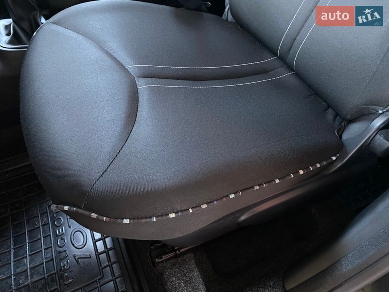 Хэтчбек Citroen C1 2012 в Харькове