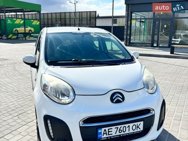 Хетчбек Citroen C1 2013 в Дніпрі