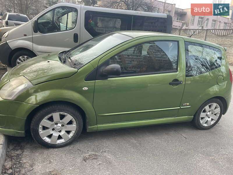 Хэтчбек Citroen C2 2005 в Киеве