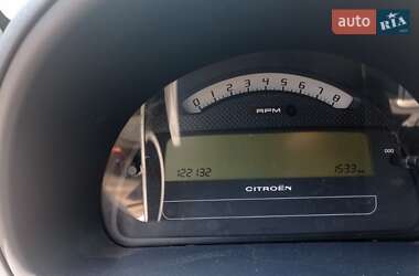 Хэтчбек Citroen C2 2006 в 
