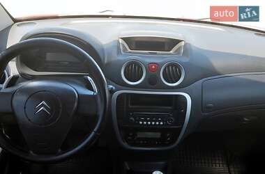 Хетчбек Citroen C2 2006 в 