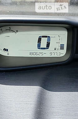 Минивэн Citroen C3 Picasso 2012 в 