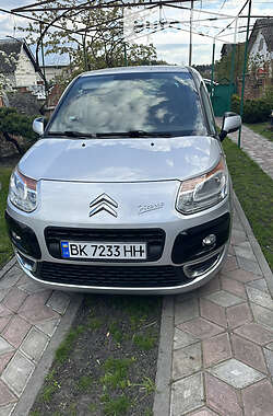 Минивэн Citroen C3 Picasso 2012 в 