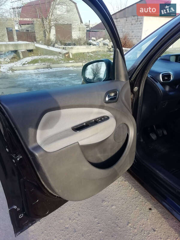 Минивэн Citroen C3 Picasso 2010 в Покровске фото 6 Минивэн Citroen C3 Picasso 2010 в Покровске