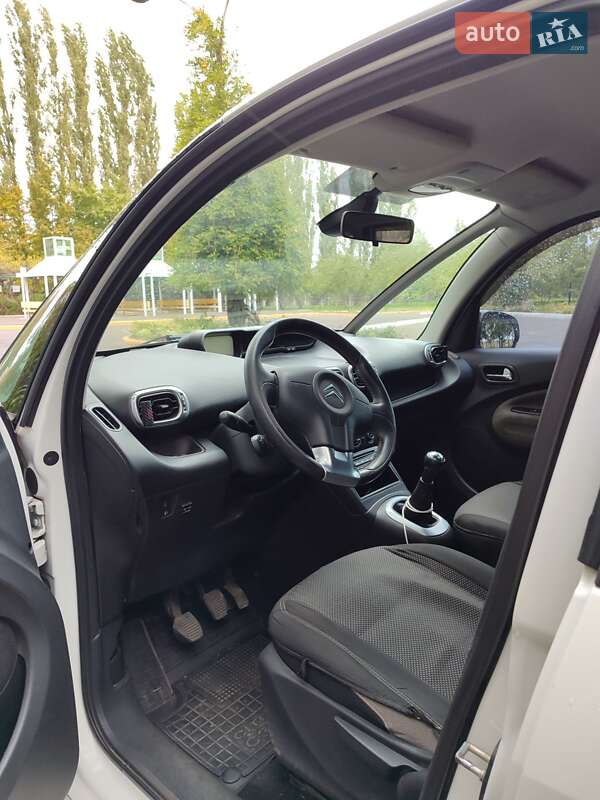 Минивэн Citroen C3 Picasso 2011 в Южноукраинске