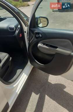 Минивэн Citroen C3 Picasso 2011 в 