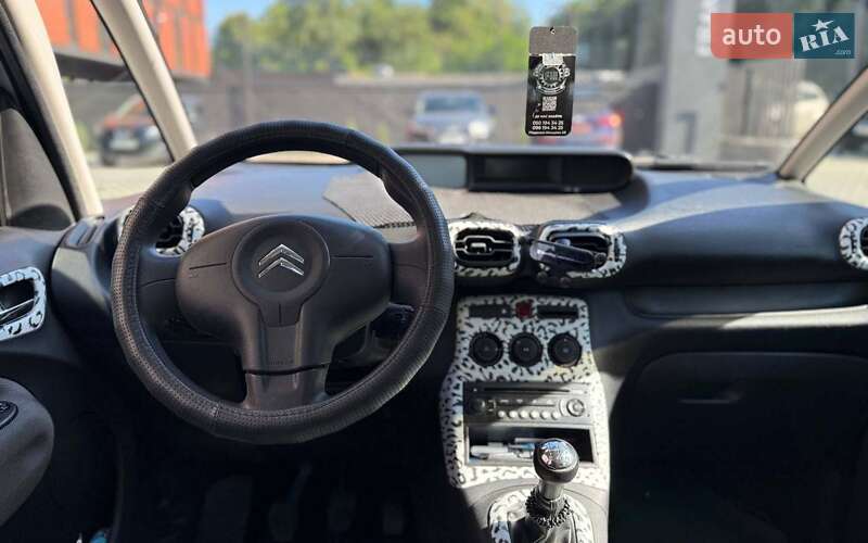 Минивэн Citroen C3 Picasso 2011 в Черновцах