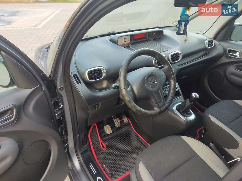 Минивэн Citroen C3 Picasso 2009 в Долине