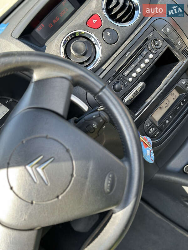 Кабриолет Citroen C3 Pluriel 2009 в Киеве фото 20 Кабриолет Citroen C3 Pluriel 2009 в Киеве