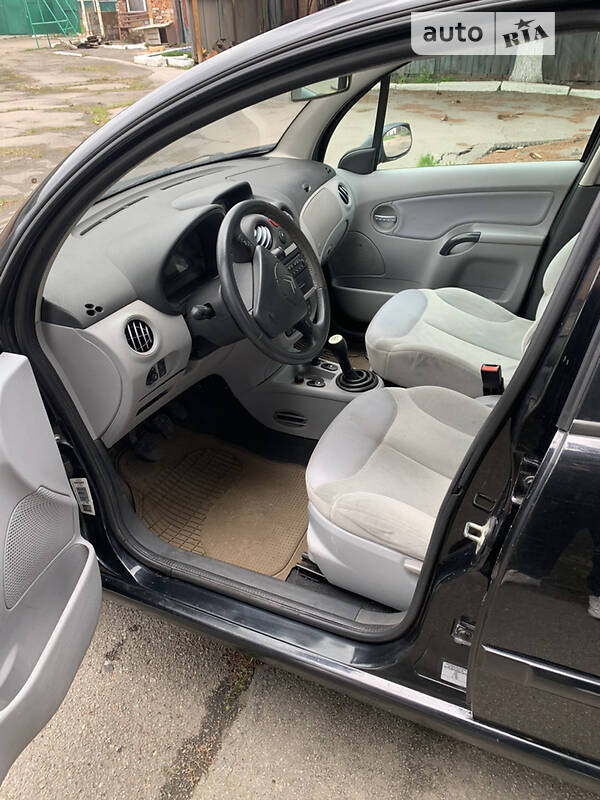 Хэтчбек Citroen C3 2002 в Прилуках фото 6 Хэтчбек Citroen C3 2002 в Прилуках